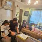 マッサージ実技の、講座モデル募集☆